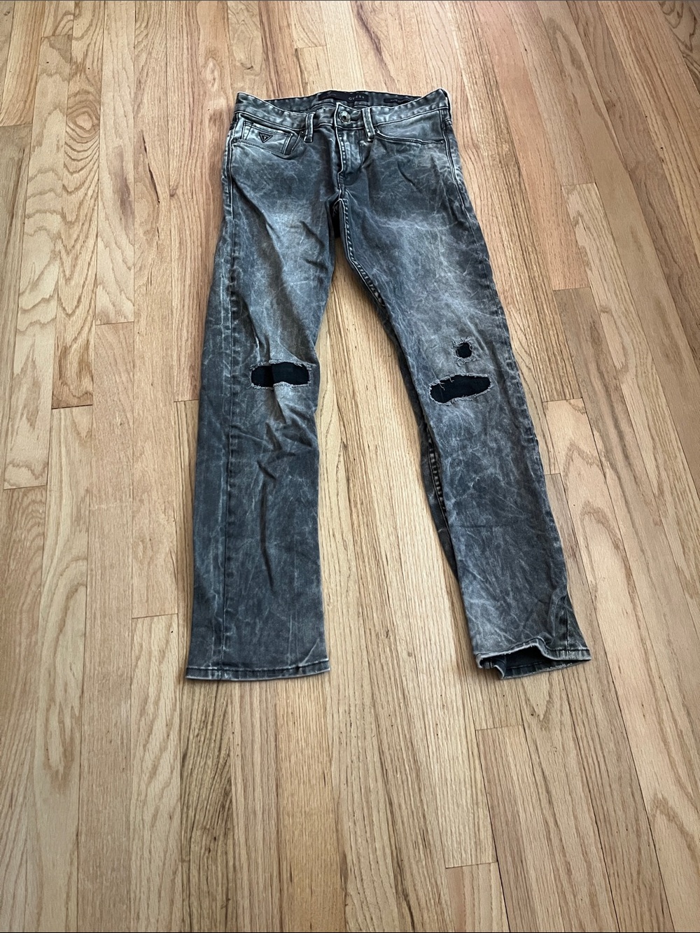 Guess Men's Washed Black Slim Straight Jeans with Knee Distressing